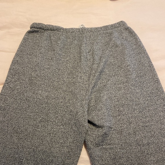 ROOTS women’s sweat pants - Picture 3 of 4